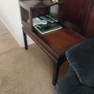 Mid century end table
