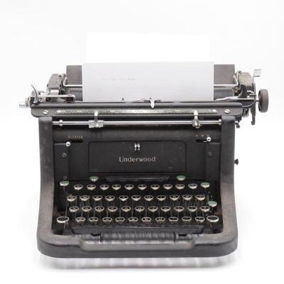 1940 Underwood Master Typewriter