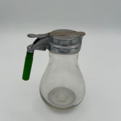 37 vintagesyrupjargreenbakelitehandle
