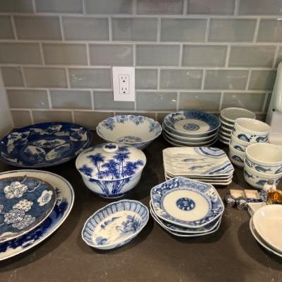 22 blueandwhiteasiandishes