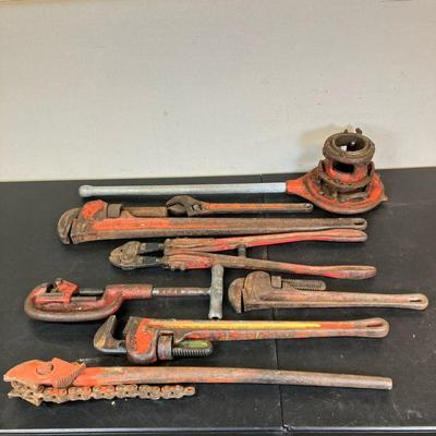 (8pc) J H Williams & Ridgid Wrenches | Vintage Plumbers Lot Includes: 1. J H Williams No. 2 Chain Pipe Wrench. 2. H K Porter No. 1...