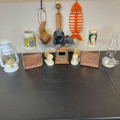 (11pc) Post Office Box-Steins-Bookends Lot | Lot includes: 1. Vintage Post Office Box. 2. Pair of Onyx Amigo & Cacti Bookends. 3....