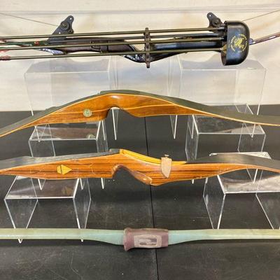 (5pc) Bear Compound & Recurve Bows | Vintage Archery Lot includes: 1. Bear Archery Whitetail Hunter Compound Bow AMO 44”. WH-67099....