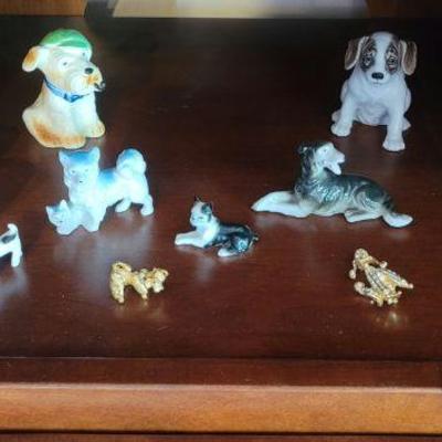 Animal figurines