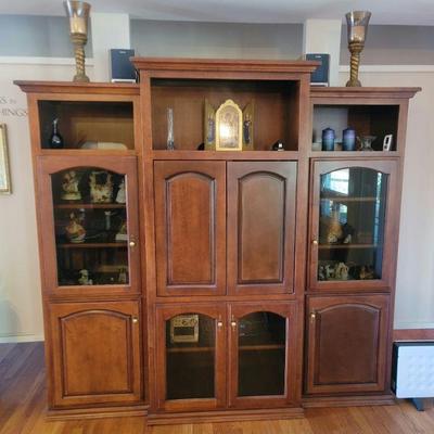 Woodley's 3 pc. wall unit in cherry wood