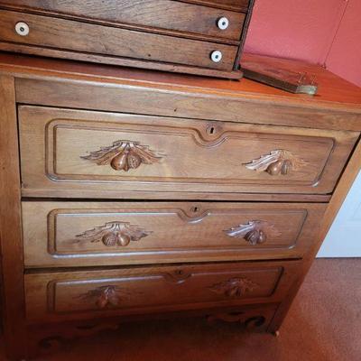 VTG walnut 3 drawer dresser with carved handle pulls