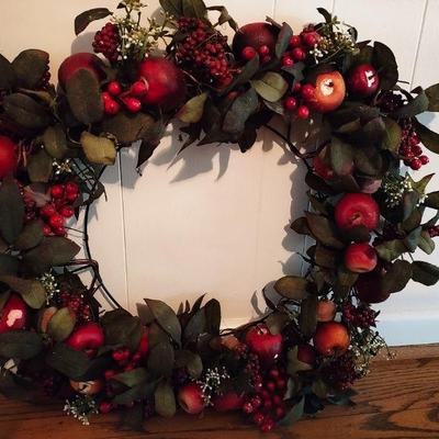 Decorative wreath
