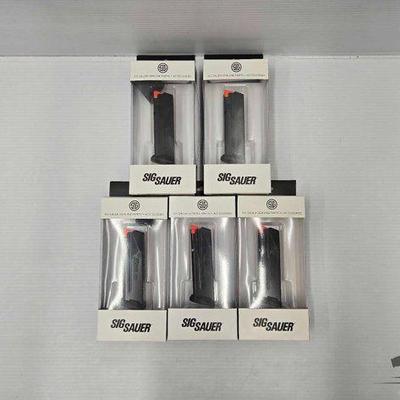 #1186 • NEW!!! (5) 17rd P365 9mm Sig Sauer Magazines
