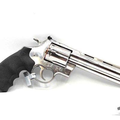 #854 • NEW!! Colt Anaconda. 44 Mag Revolver
