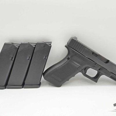 #1032 • NEW!!! Glock 21 9mm Semi-Auto Pistol
