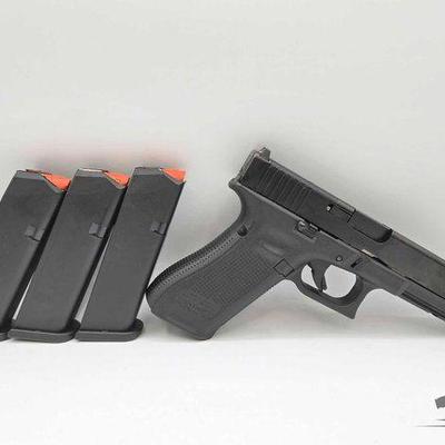 #1076 • NEW!!! Glock 34 9mm Semi-Auto Pistol
