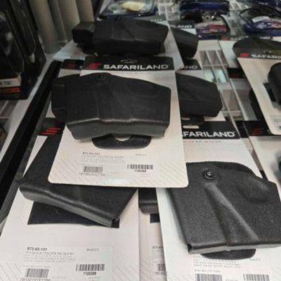 #5196 • (14) NEW!! Safariland Magazine & Cuff Combo
