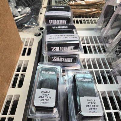 #5154 • (13) Blackhawk Single Stack Mag Case BLK
