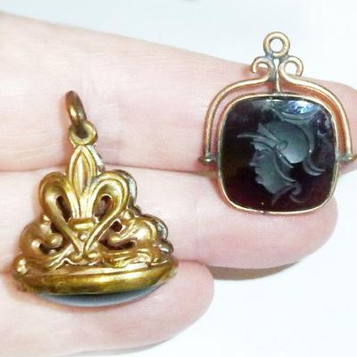 several lots of jewelry