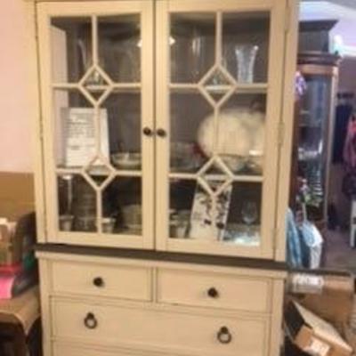 Country China Cabinet