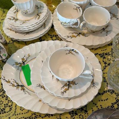 Staffordshire • Pottery • ‘Ming’ • 17 pcs • $55