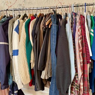 Men's casual clothes, size L