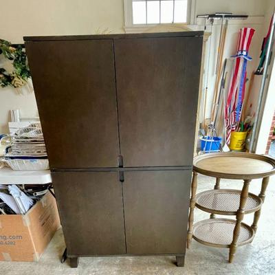 Third entertainment center
