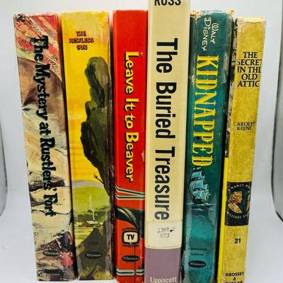 (6) Vintage Books ft. The Restless Gun & Leave It To Beaver
