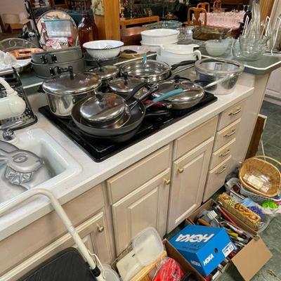 Estate sale photo