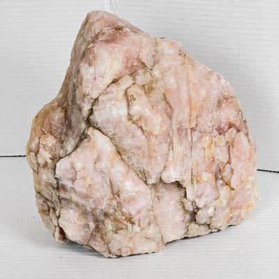 Raw pink quartz