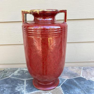 Ceramic urn