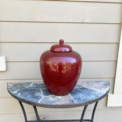 Ceramic ginger jar
