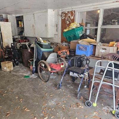 Estate sale photo