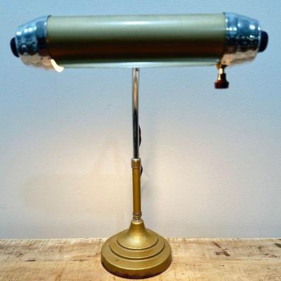 Streamline Machine Age Art Deco Desk Lamp