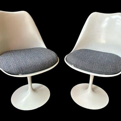 EERO SAARINEN for KNOLL Tulip Chairs, Pair