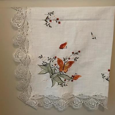 Exquisite linens. 
