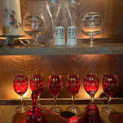 Gorgeous stemware. 