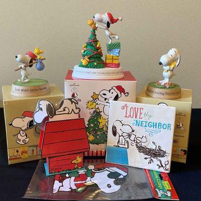 Hallmark Peanuts Figurines * Tile * Notepad Set * Snoopy Cling
