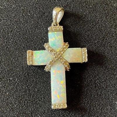 925 Sterling Silver Cross Pendant * Pretty Iridescent Glass
