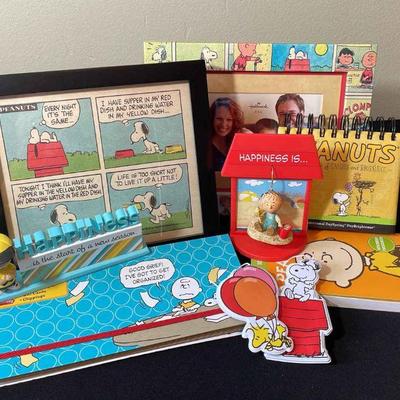 Peanuts Strip Framed Print * Peanuts Books * Frame * Figurine Etc
