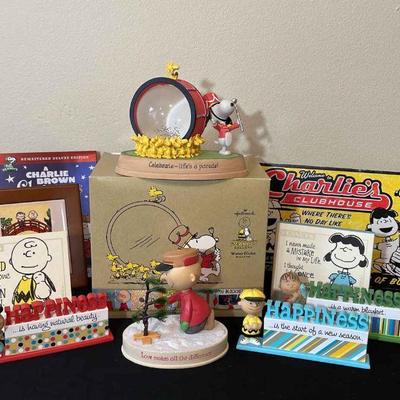 Hallmark Peanuts Waterglobe * Figurine * Plaques * Metal * Tile Pictures Etc
