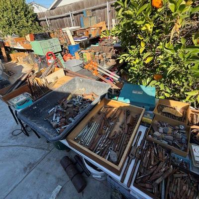 Estate sale photo