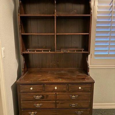 Ethan Allen Hutch