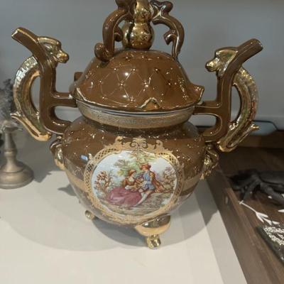 Porcelain 