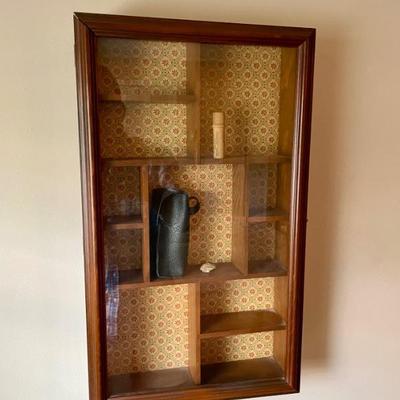 Shadow box