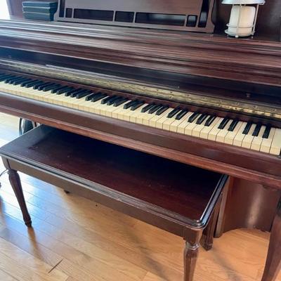 Spinet Kimball Piano
