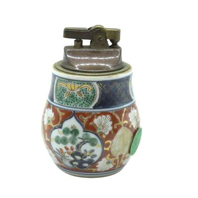 JAPANESE IMARI TABLE LIGHTER