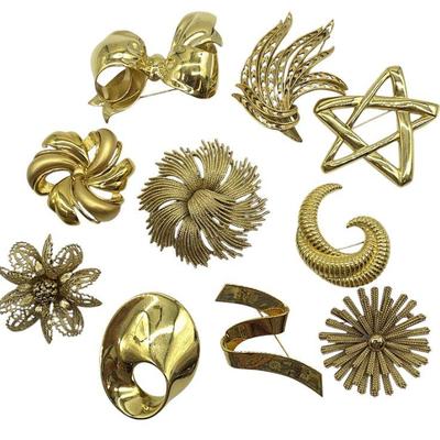 10 VINTAGE SIGNED MONET BROOCHES