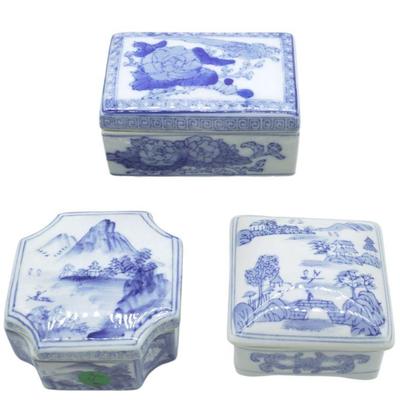 3 CHINESE PORCELAIN BLUE & WHITE BOXES