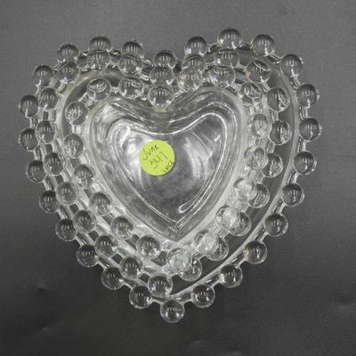 VINTAGE CANDLEWICK GLASS HEART SHAPED NESTING DISHES