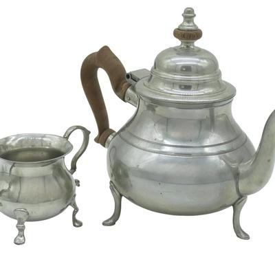 WILLIAMSBURG STIEFF PEWTER COFFEE POT AND SUGAR BOWL