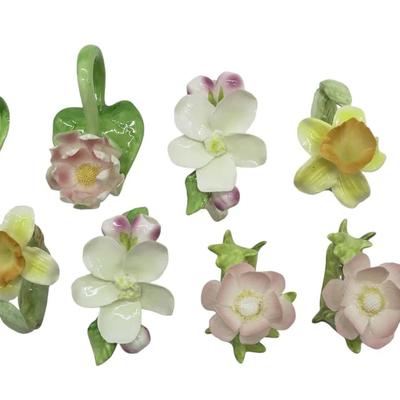 11 FINE BONE CHINA NAPKIN FLORAL RINGS