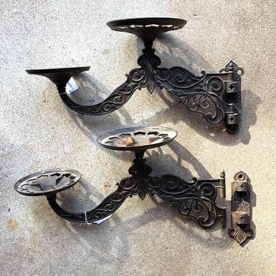 Pr. antique lamp/plant wall brackets 