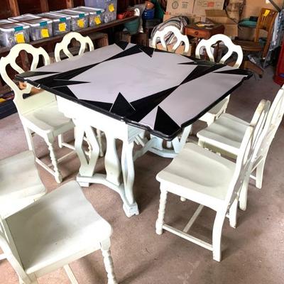 Antique Art Deco table w/ 8 chairs