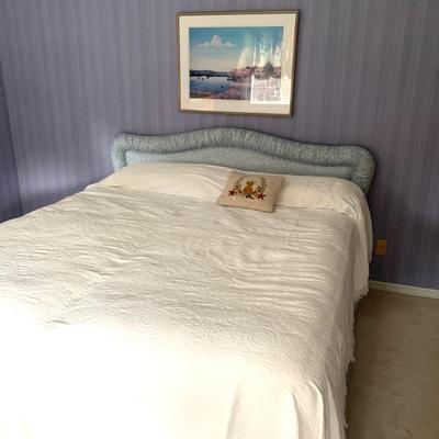 Very clean king size bed
